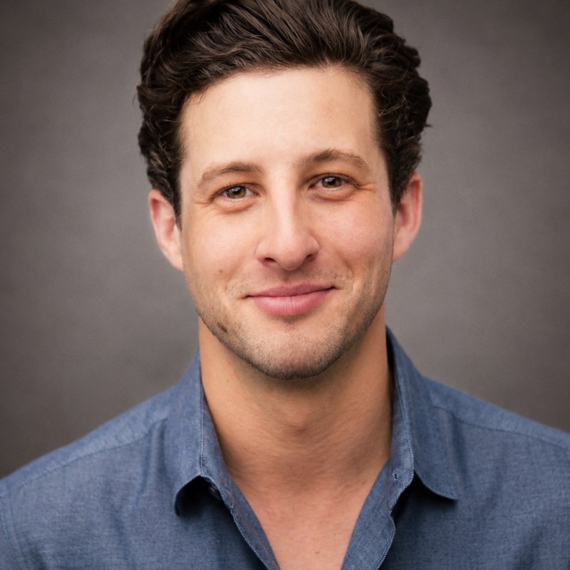 Headshot of Rhett Guter